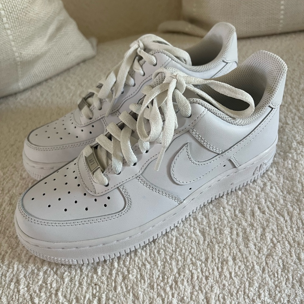 Nike Air Force 1 '07 AF1 White 6.5 Women's